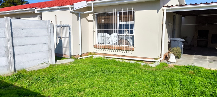 3 Bedroom Property for Sale in Churchill Estate Western Cape